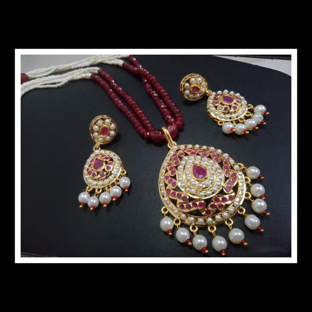 FS Collection Royal Look Pota Stone And Pearl Long Necklace Set