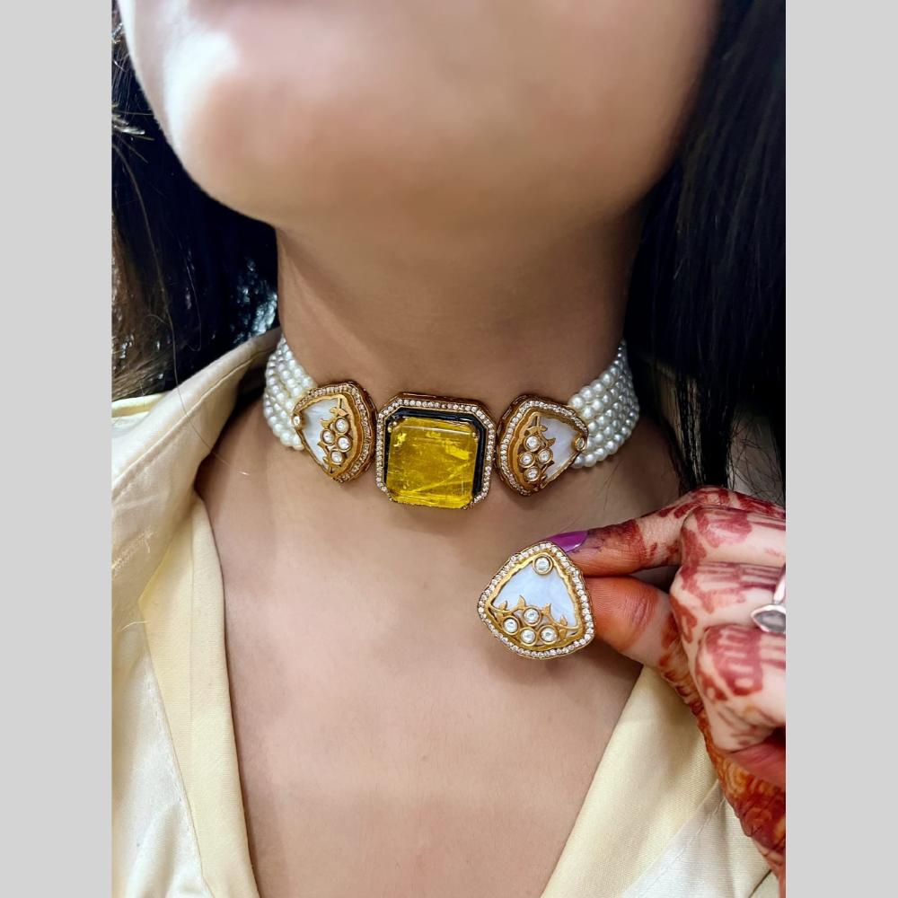FS Collection Elegant Pota Stone Festive Choker Necklace Set