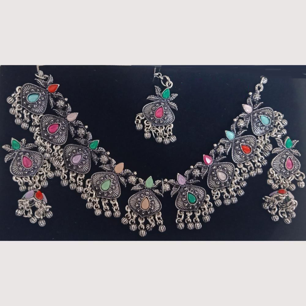 Crescent Creation Chic Sparkle Elegant Stone Necklace for Trendy Occasions