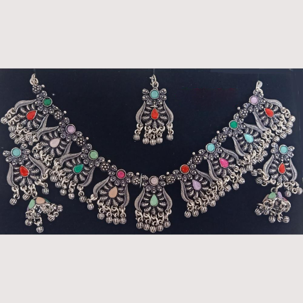 Crescent Creation Chic Sparkle Elegant Stone Necklace for Trendy Occasions