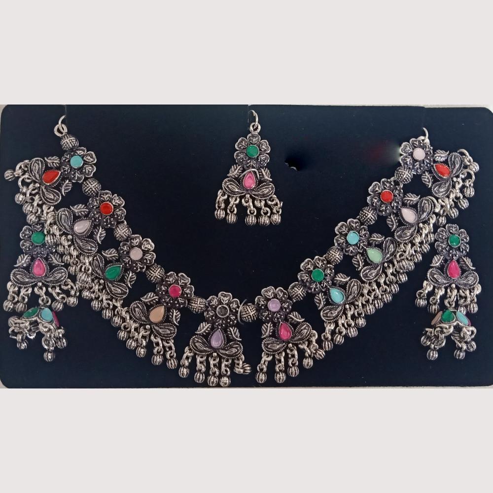 Crescent Creation Chic Sparkle Elegant Stone Necklace for Trendy Occasions