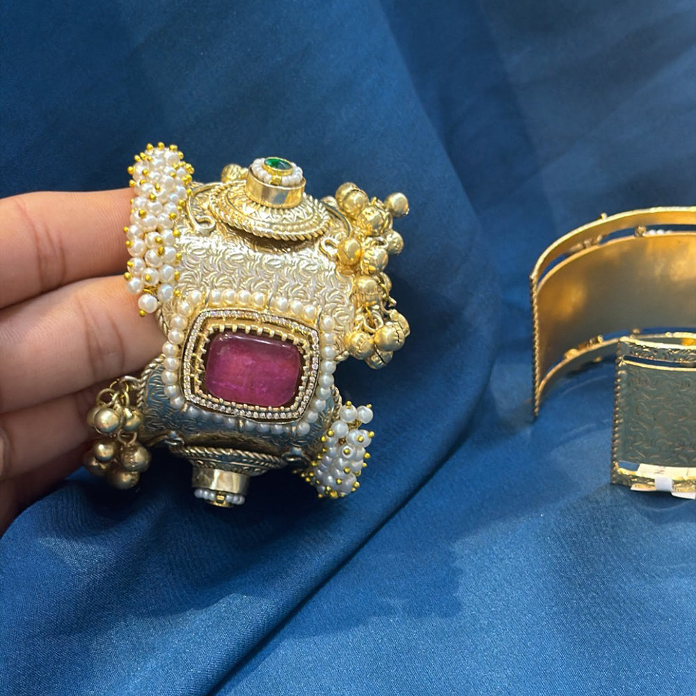 Akruti Collection Designer Pota Stone And Pearl Openable Kada