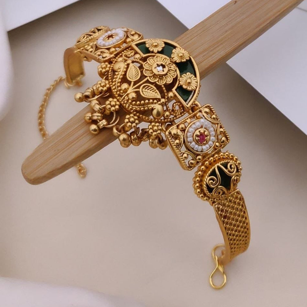 Akruti Collection Royal Pota Stone And Pearl Adjustable Bracelet