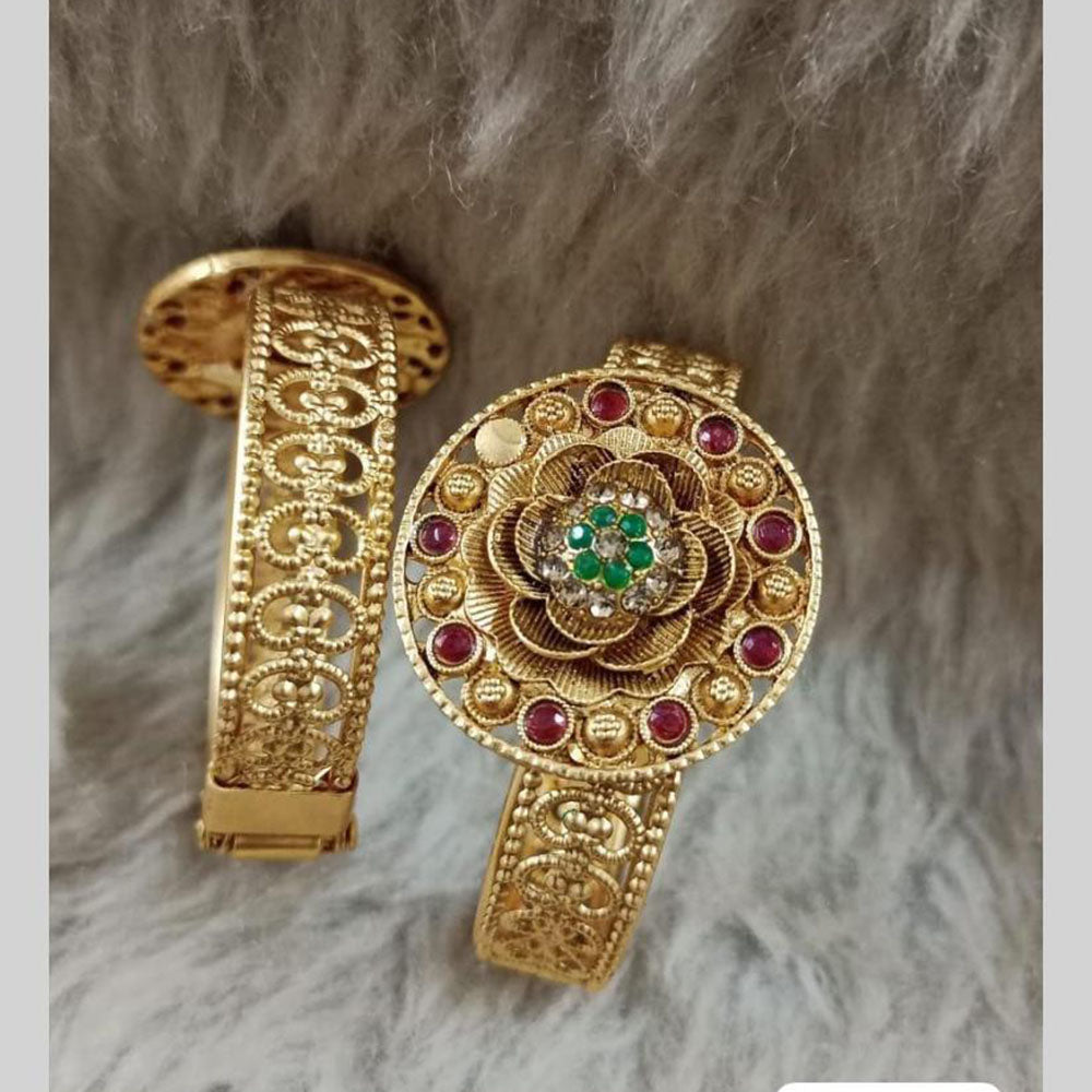 Star India Gold Plated Pota Stone And Pearl Openable Bracelet