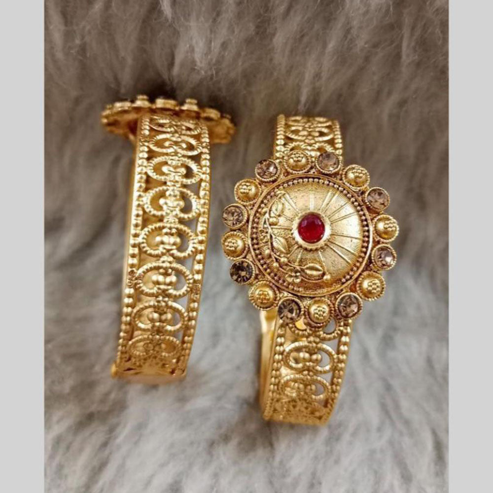 Star India Gold Plated Pota Stone And Pearl Openable Bracelet