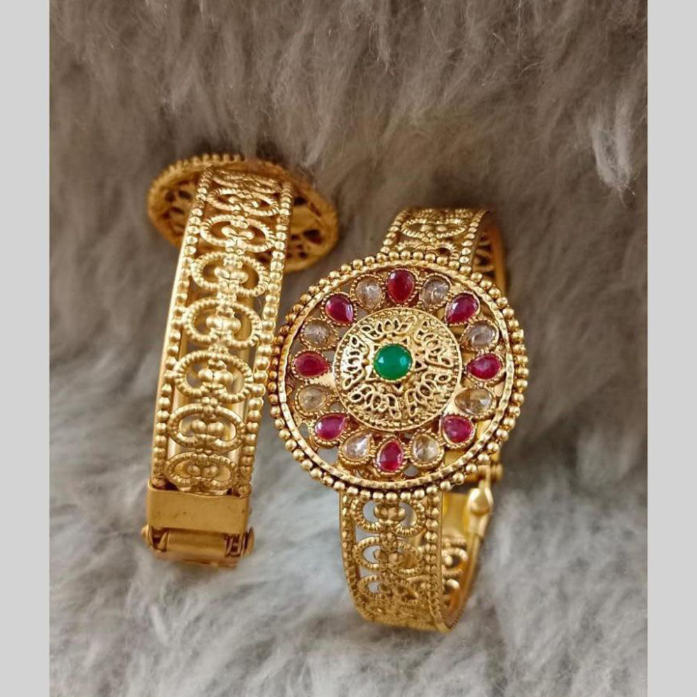 Star India Gold Plated Pota Stone And Pearl Openable Bracelet