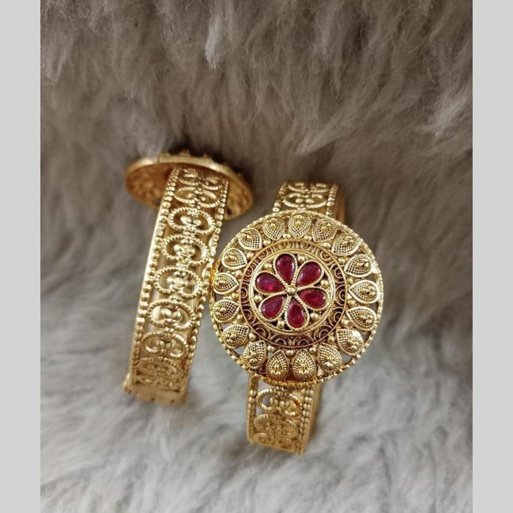 Star India Gold Plated Pota Stone And Pearl Openable Bracelet