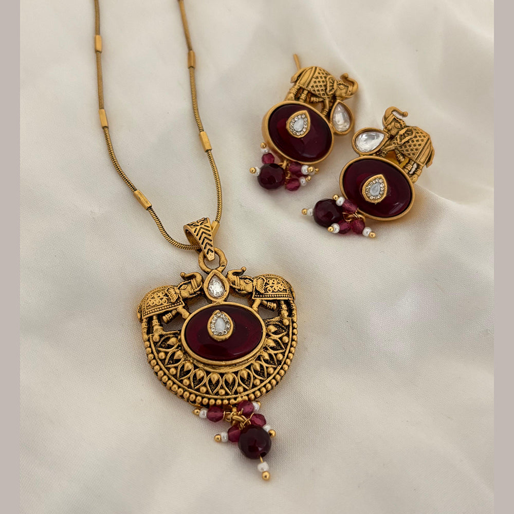 Jewel Addiction Pota Stone And Pearl Designer Pendant Set