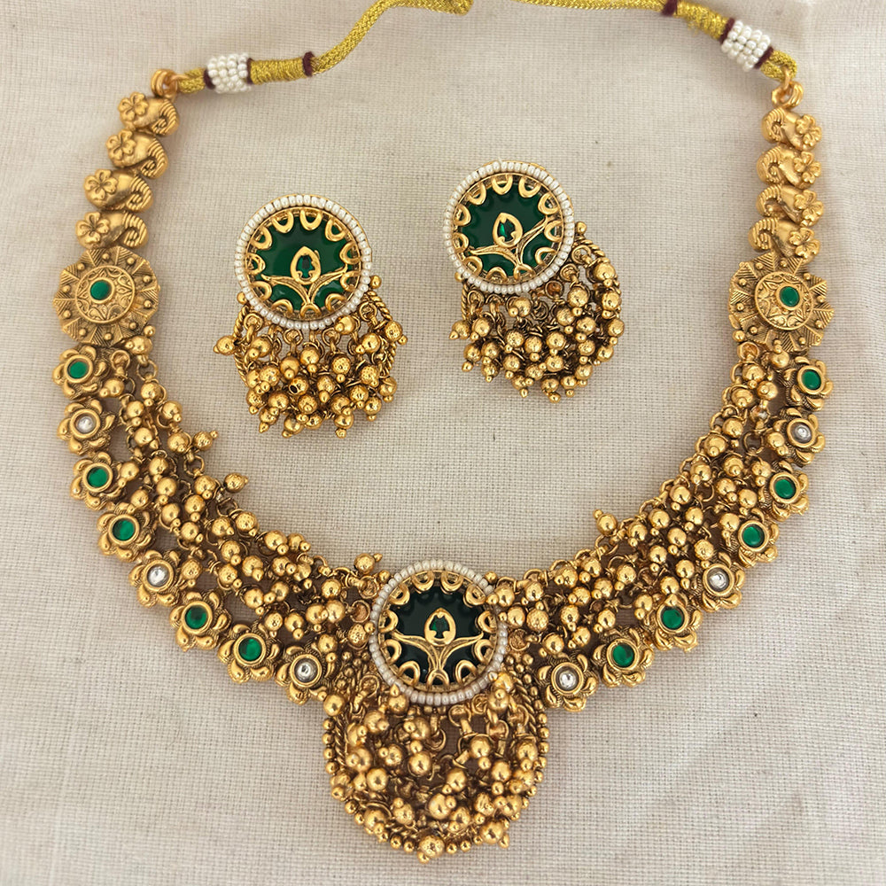 Jewel Addiction Premium Pota Stone And Pearl Necklace Set