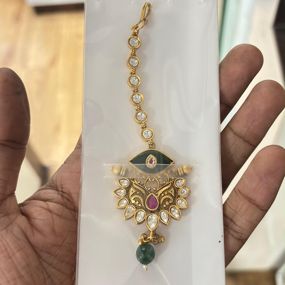 Jewel Addiction Graceful Pota Stone And Pearl Maangtikka
