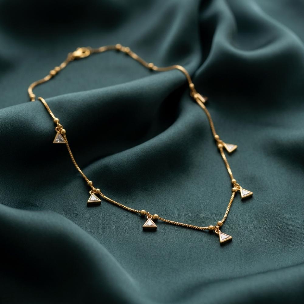Urthn Minimal Gold Chain Necklace with Crystal Drop Charms (Set of 3)