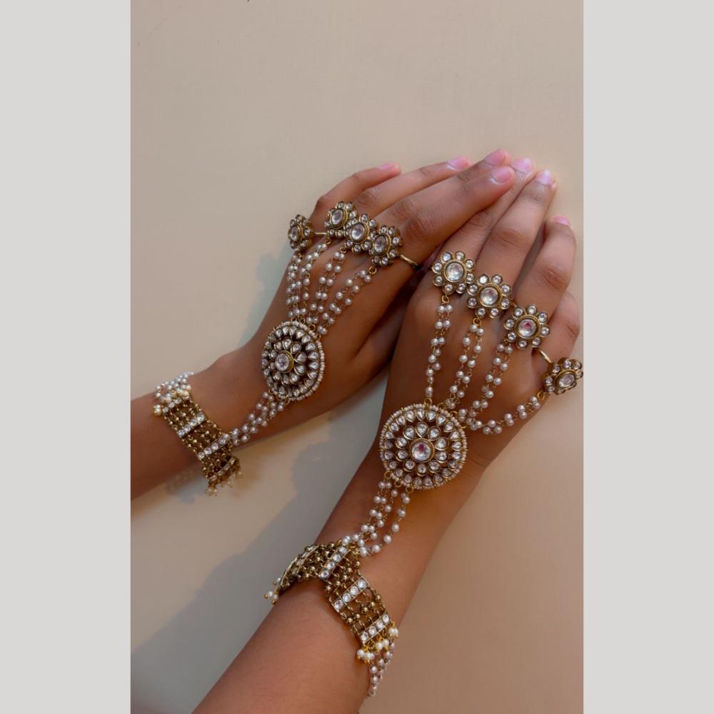 JCM Designer Kundan Stone And Pearl Hathphool