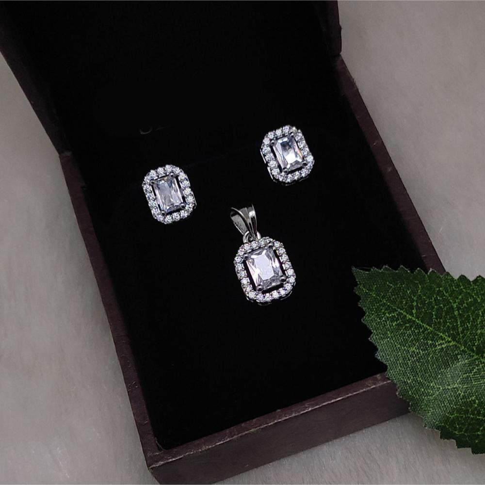 Aamrapali Elegant Square Shape Austrian Stone Pendant Set
