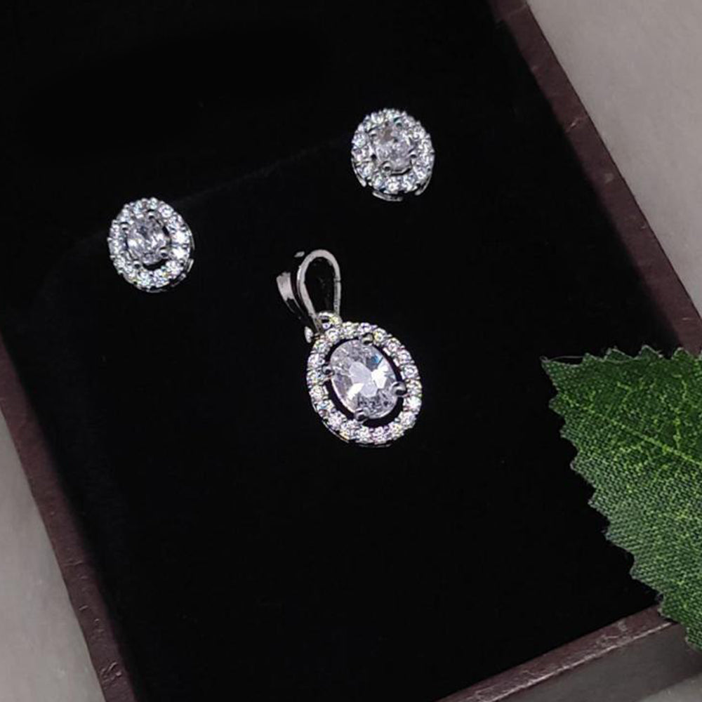 Aamrapali Elegant Oval Shape Austrian Stone Pendant Set