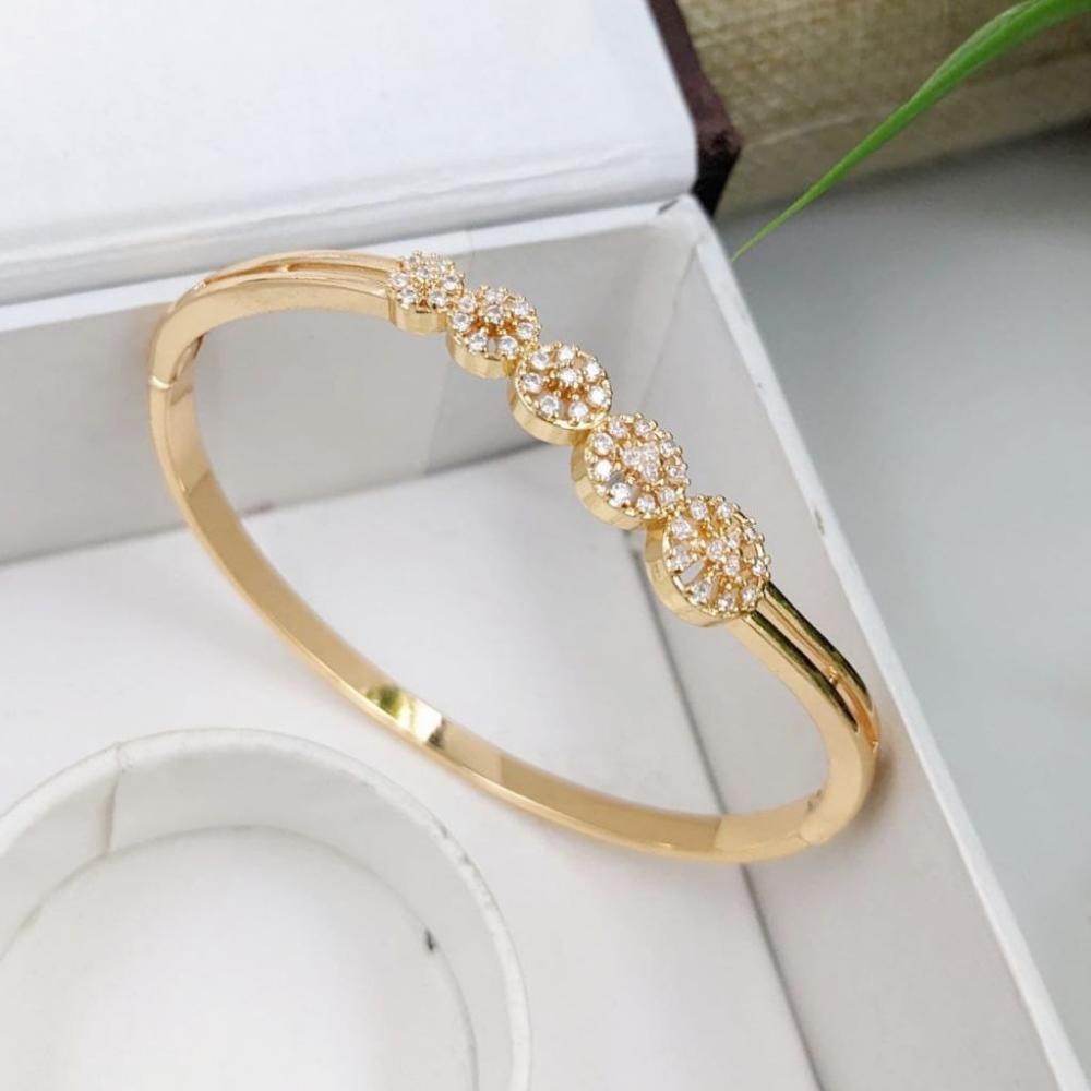 Aamrapali Modern Austrian Stone Wrist Bracelet