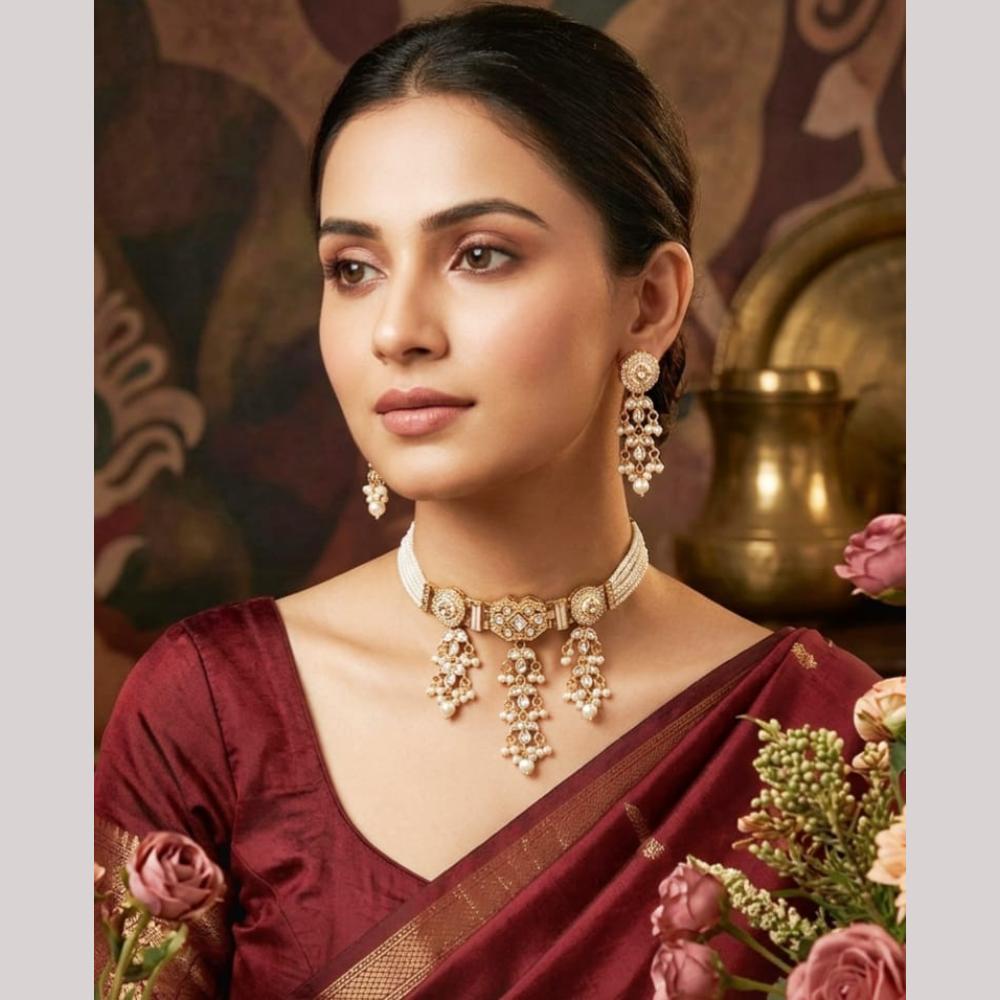 Aamrapali Luxurious Polki Kundan And Pearl Choker Necklace Set
