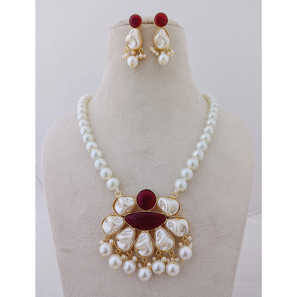 Marudhar Creations Heritage Matte Finish Pota Stone And Mother Of Pearls Necklace Set
