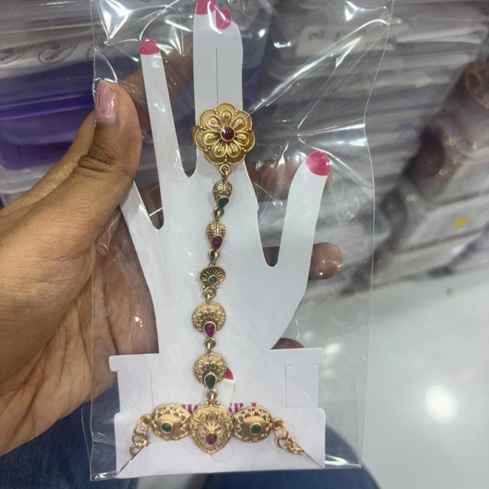 Abhinandan Kundan Stone And Pearl Pota Stone Hand Harness