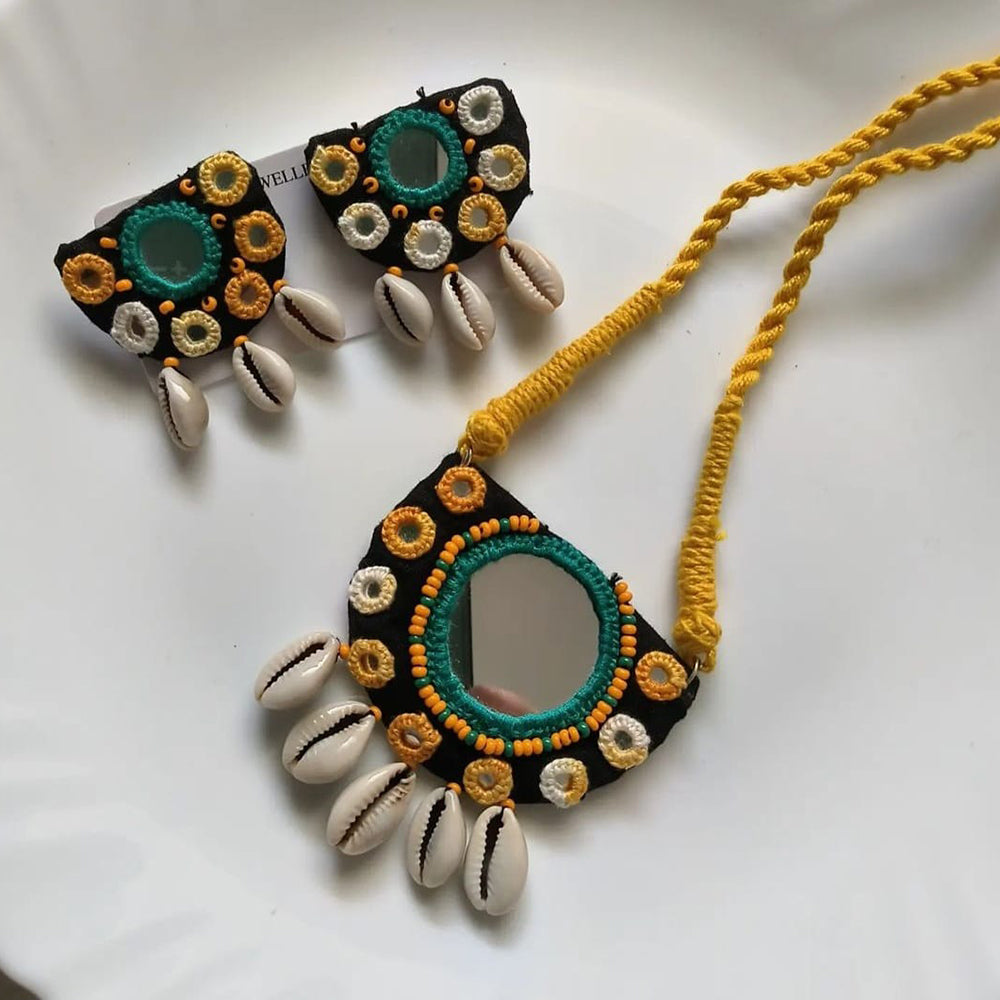 Handmade For Her Mirror And Shell Handmade Necklace Set