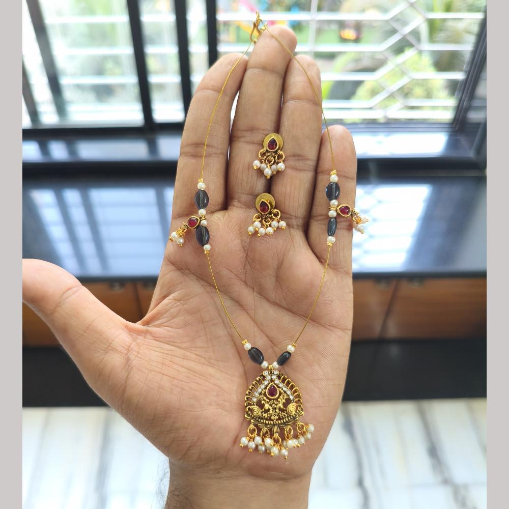 Joyful Jewel Art Matte Gold Plated Pota Stone And Pearls Necklace Set