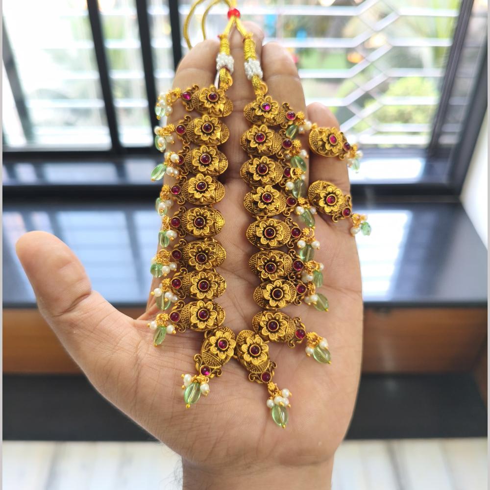 Joyful Jewel Art Matte Gold Plated Pota Stone And Pearls Necklace Set