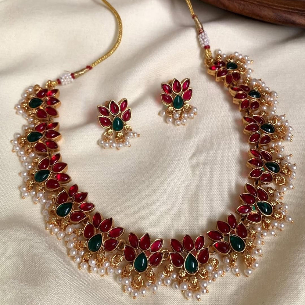 Joyful Jewel Art Matte Gold Plated Pota And Pearl Necklace Set