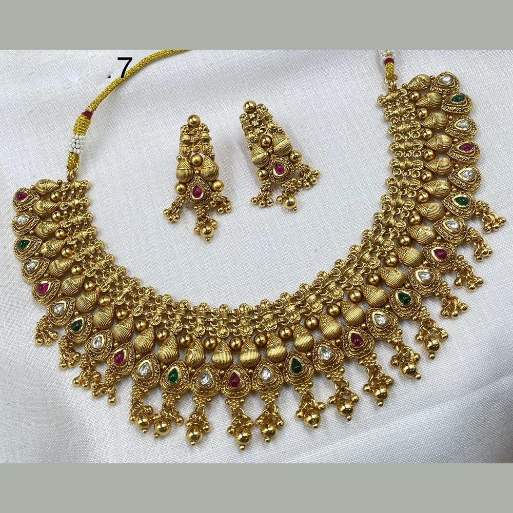 Amoliya Jewels Gold Plated Pota Stone And Pearls Necklace Set