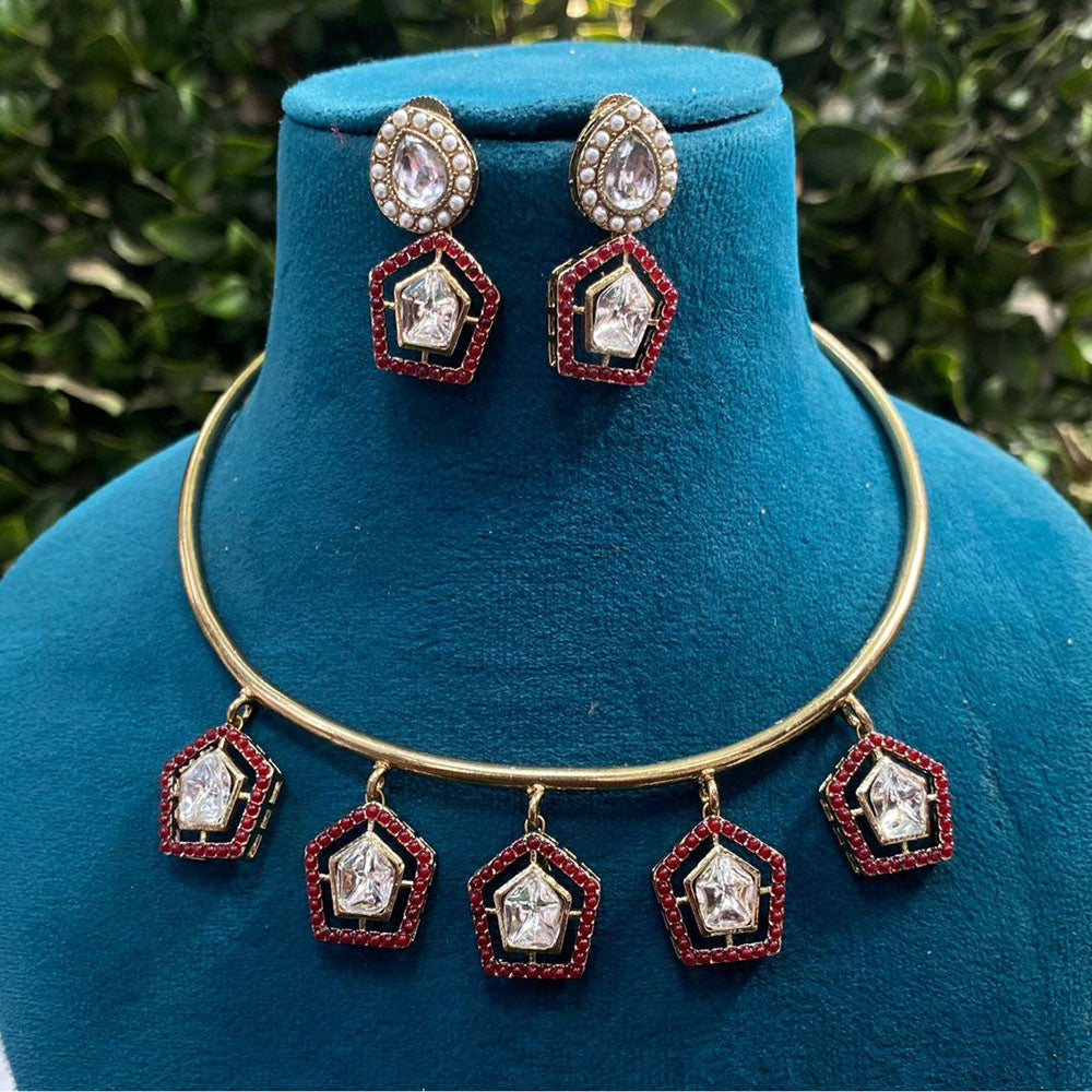 Amoliya Jewels Gold Plated Crystal Stone And Pearls Necklace Set