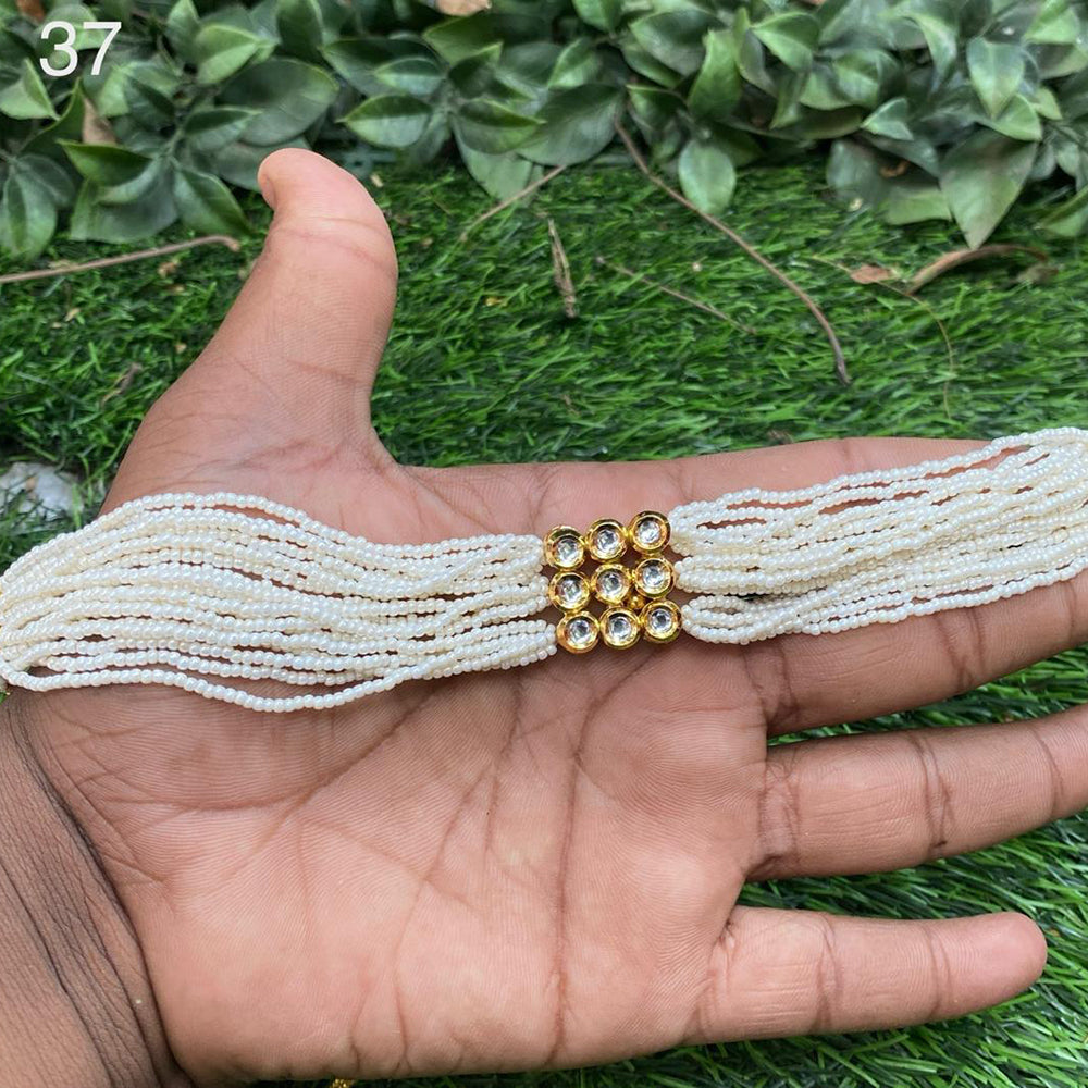 Amoliya Jewels Gold Plated Kundan Stone And Pearl Choker Necklace