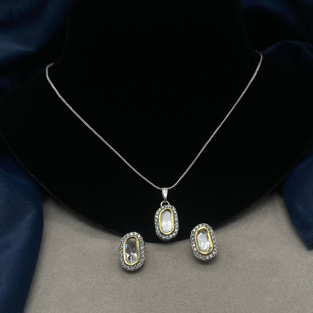 Amoliya Jewels Regal 2 Tone Polki Kundan Stone Chain Pendant Set