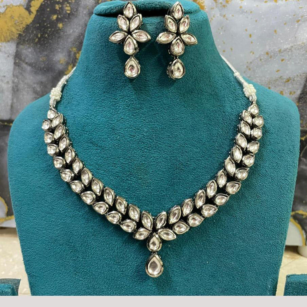 Amoliya Jewels Premium Ethnic Kundan Stone Necklace Set