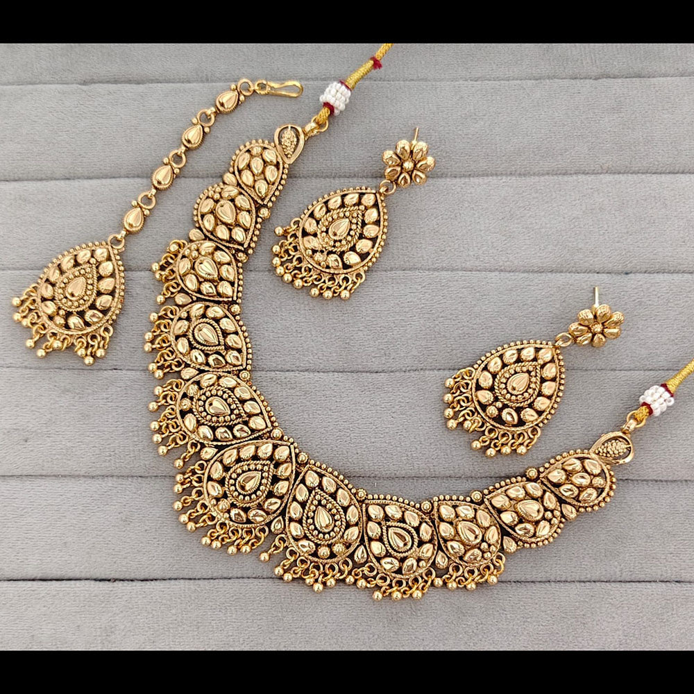 Rajwadi Collection Graceful Pearl Necklace Set With Earrings