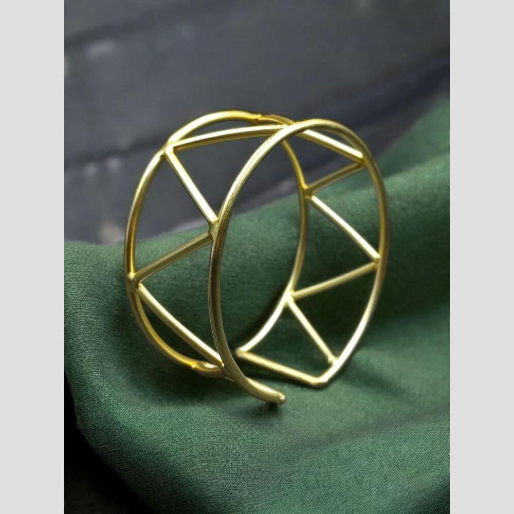 Maharani Jewels Stylish statement openable Bracelet for Weddings & Festivals