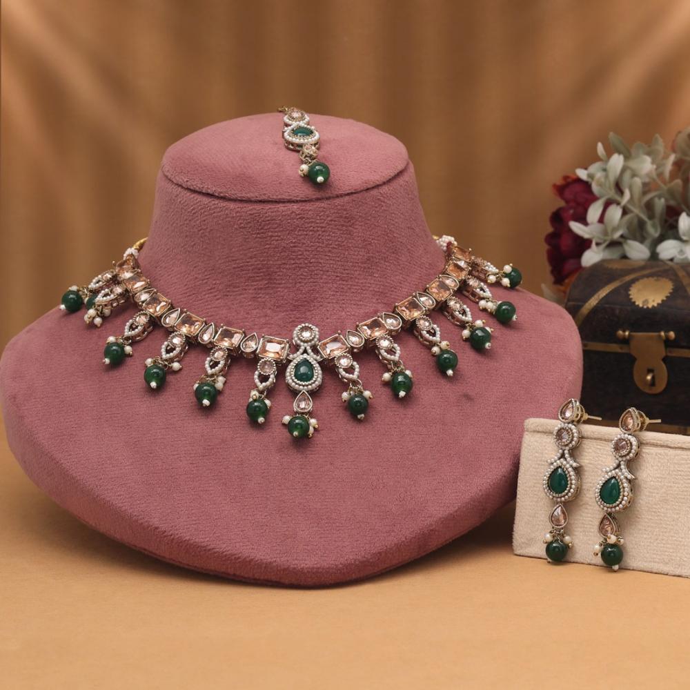 Maharani Jewels Pota Stone and Crystals With Mangtikka Necklace Set