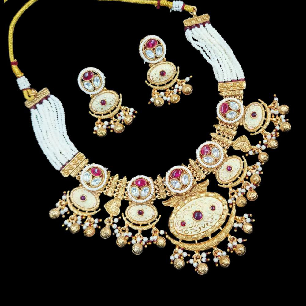 NAFJ Copper Gold Plated Pota Stone And Pearl Necklace Set