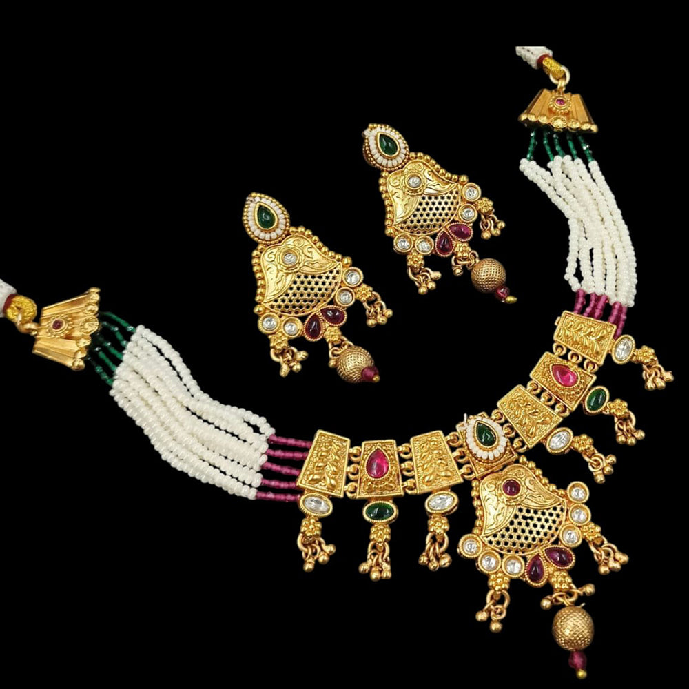 NAFJ Gold Plated Pota Stone And Pearls Necklace Set