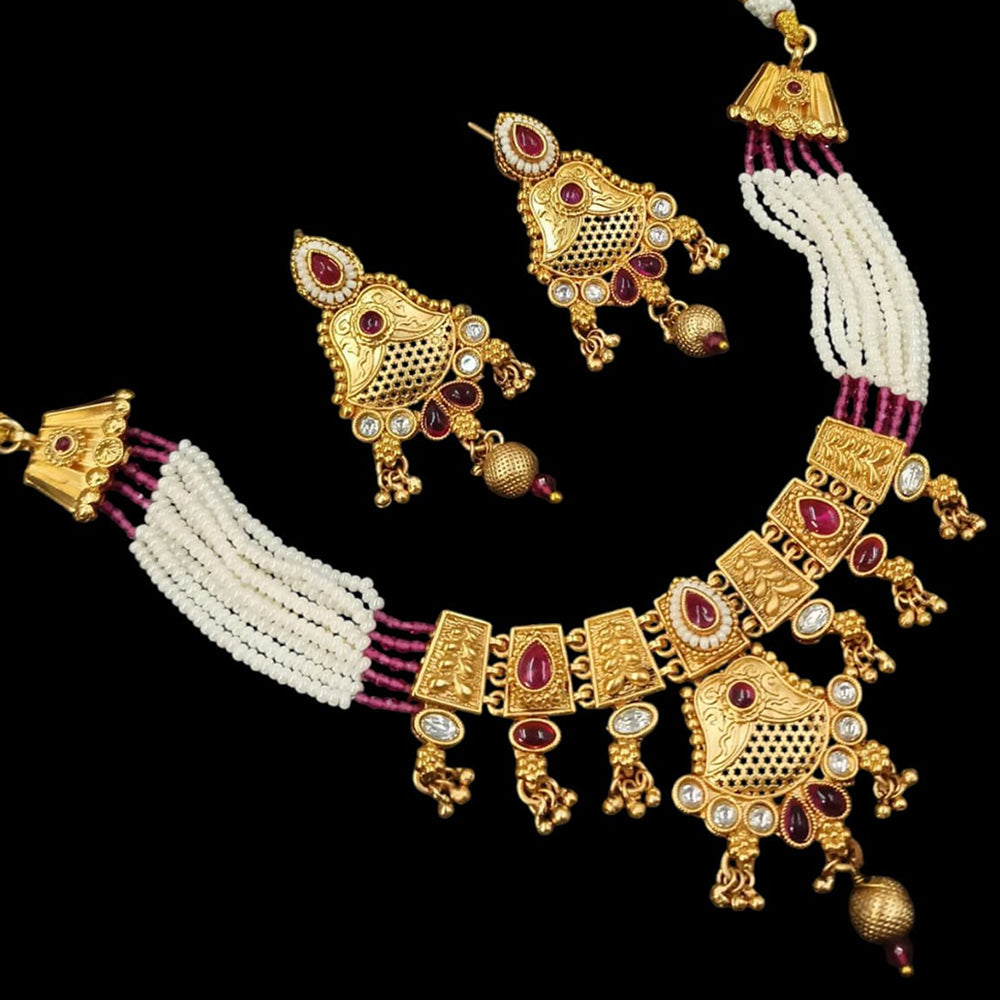 NAFJ Gold Plated Pota Stone And Pearls Necklace Set
