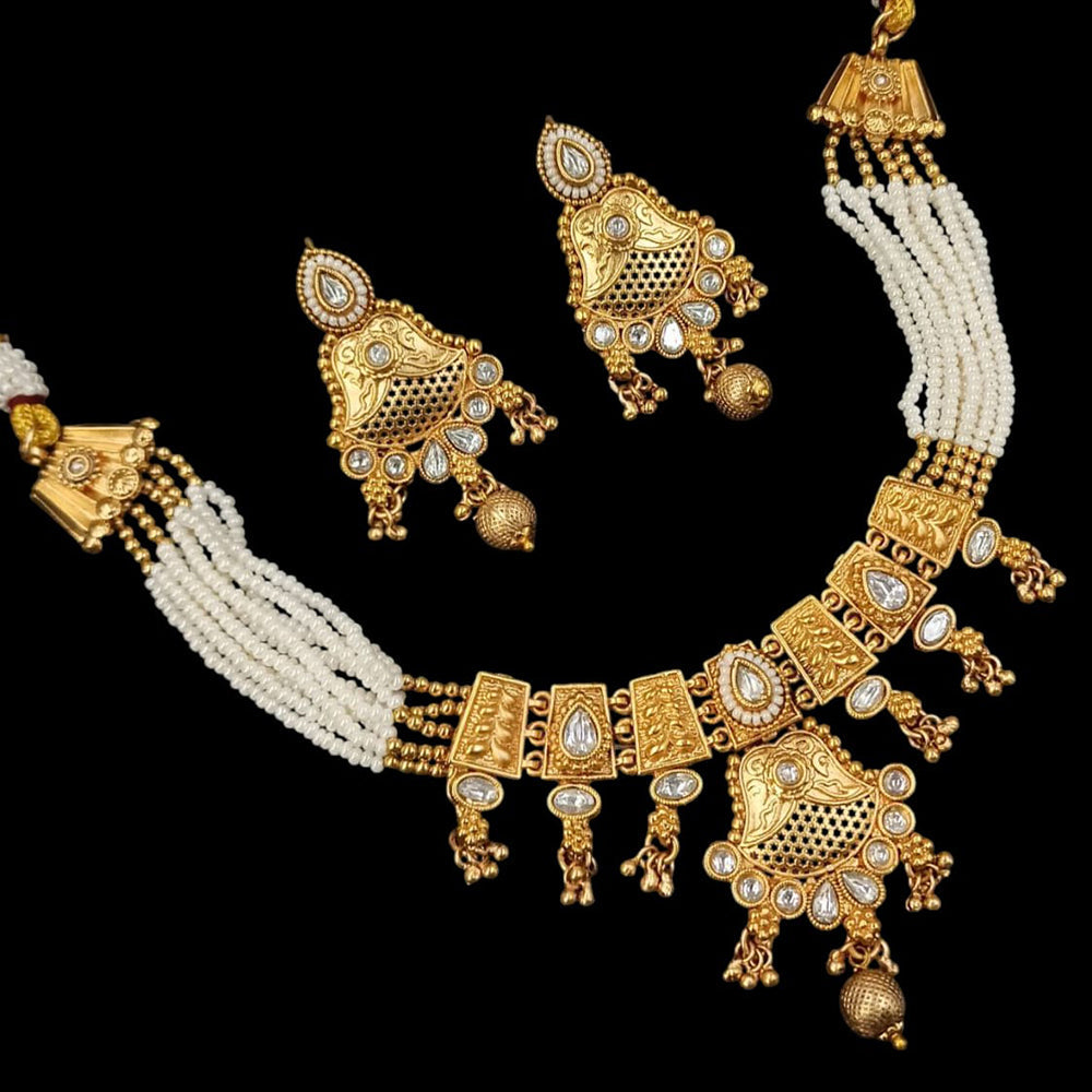 NAFJ Gold Plated Pota Stone And Pearls Necklace Set