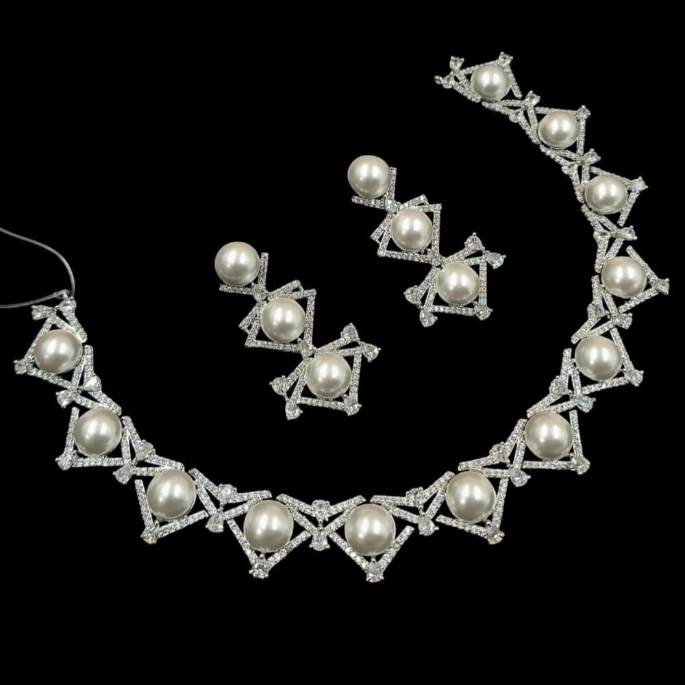NAFJ Elegant Silver Plated Austrian Stone And Pearl Necklace Set