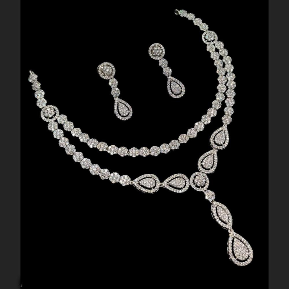 NAFJ Elegant Silver Plated Austrian Stone Necklace Set
