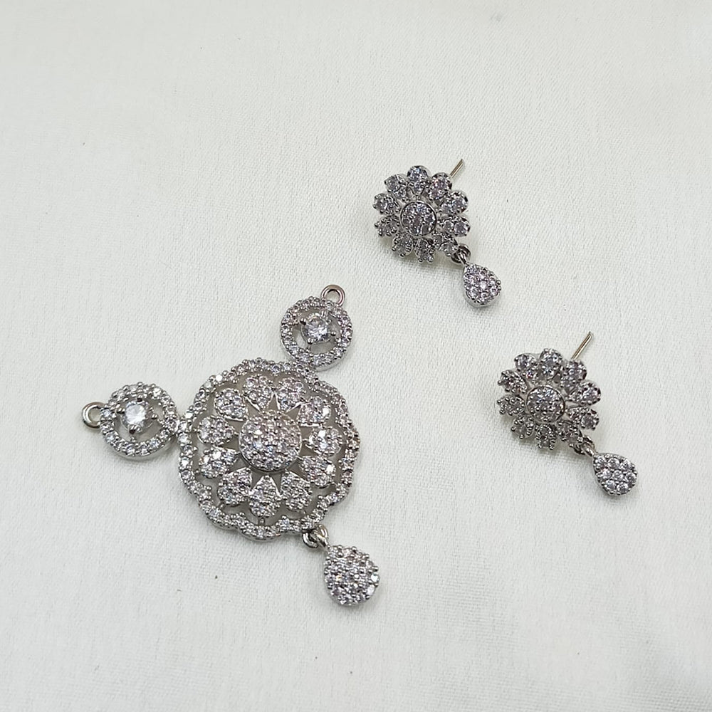 NAFJ Silver Plated American Diamond Pendant Set