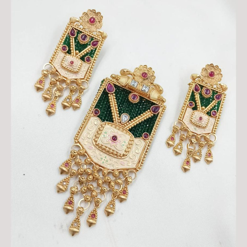 NAFJ Royal Pota Stone And Pearl Meenakari Pendant Set
