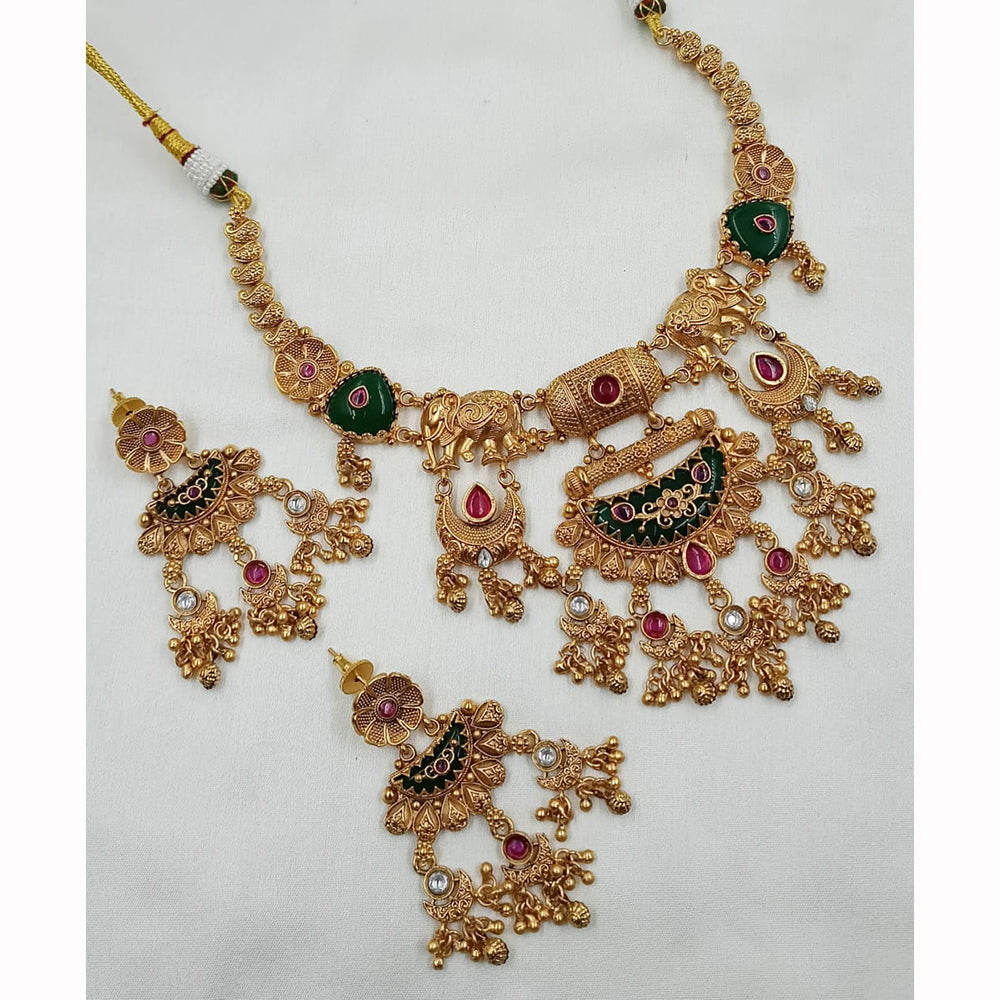 NAFJ Shimmering Pota Stone And Pearl Necklace Set