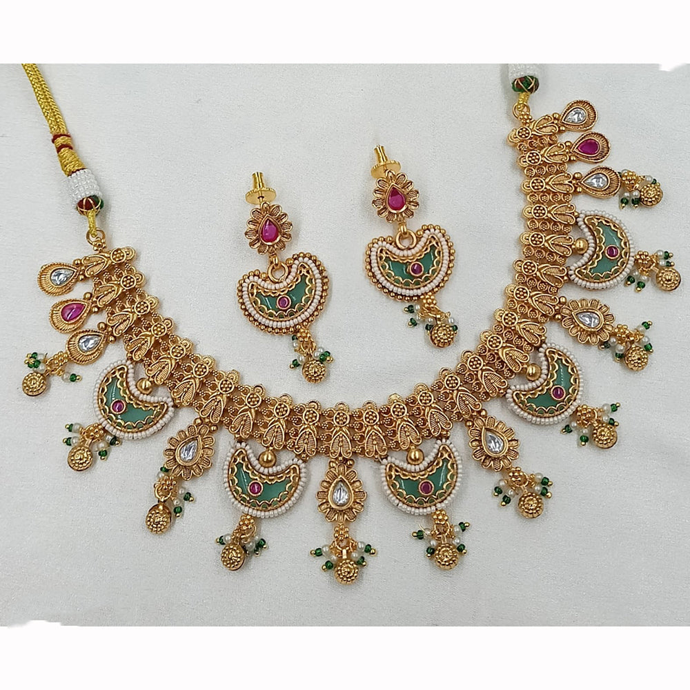 NAFJ Shimmering Pota Stone And Pearl Necklace Set