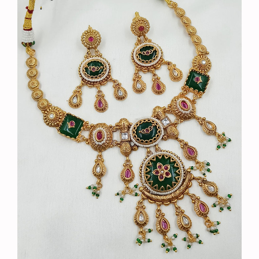 NAFJ Shimmering Pota Stone And Pearl Necklace Set