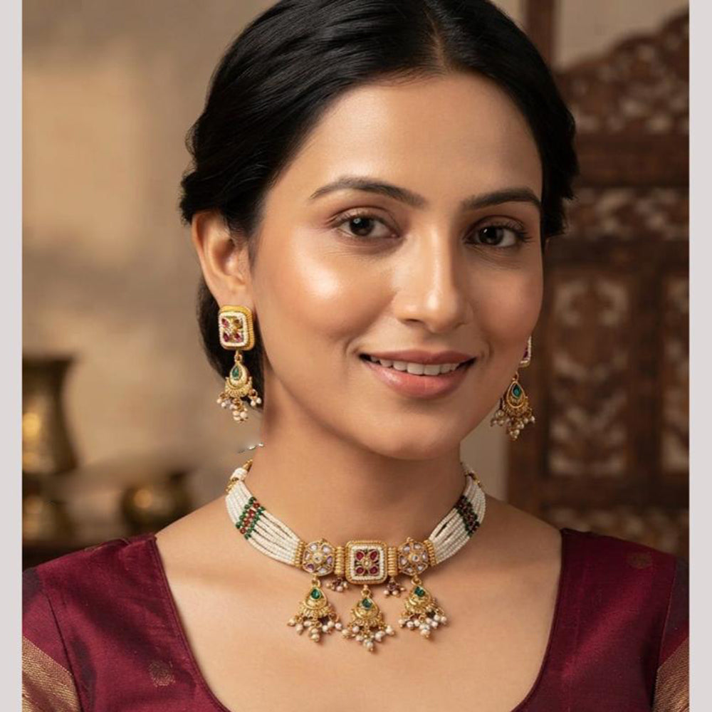 NAFJ Graceful Pota Stone And Pearl Choker Necklace Set
