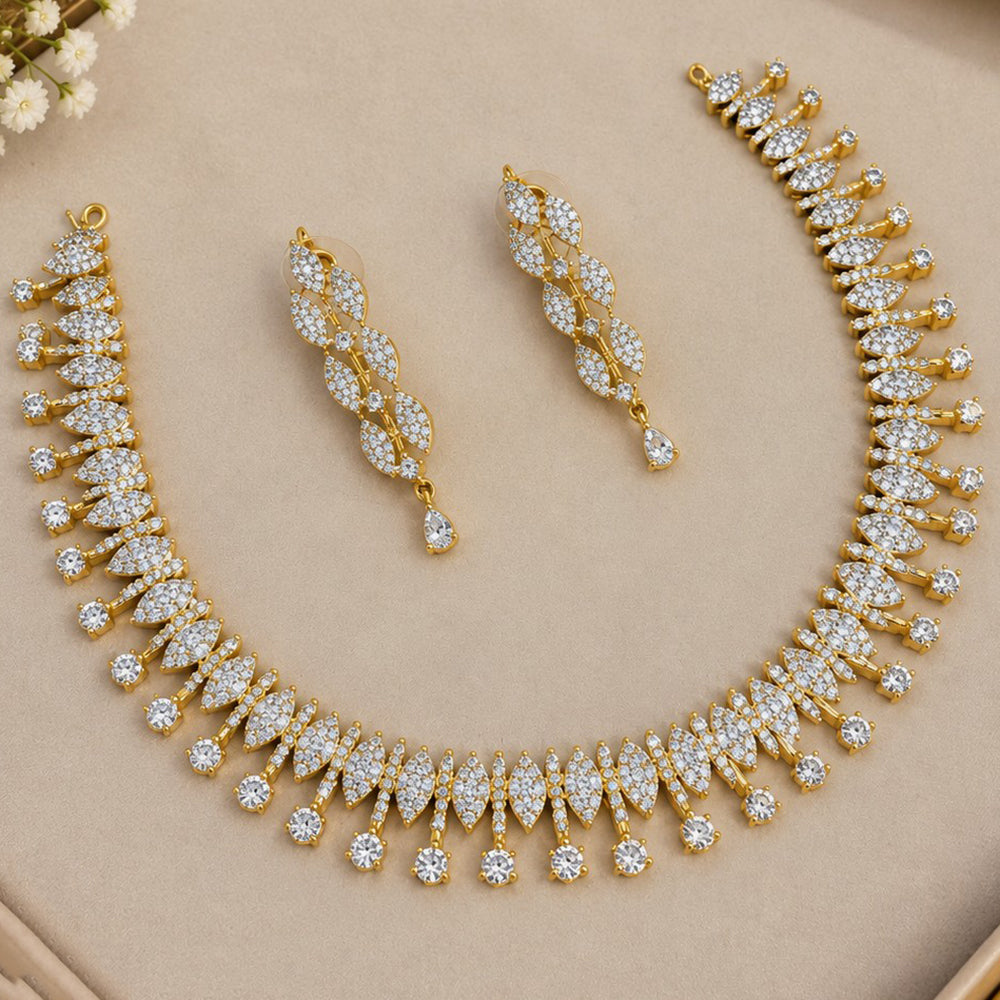 NAFJ Glamorous Crystal Stone And Austrian Stone Necklace Set