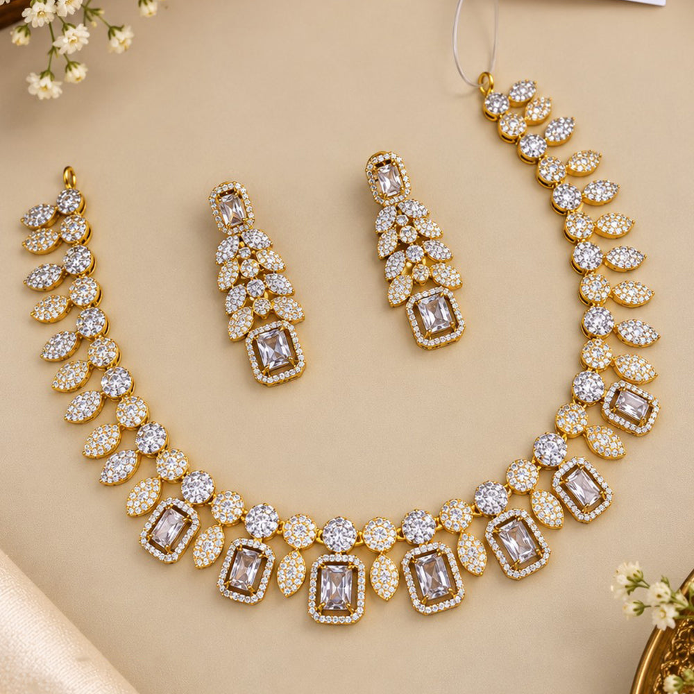 NAFJ Glamorous Crystal Stone And Austrian Stone Necklace Set