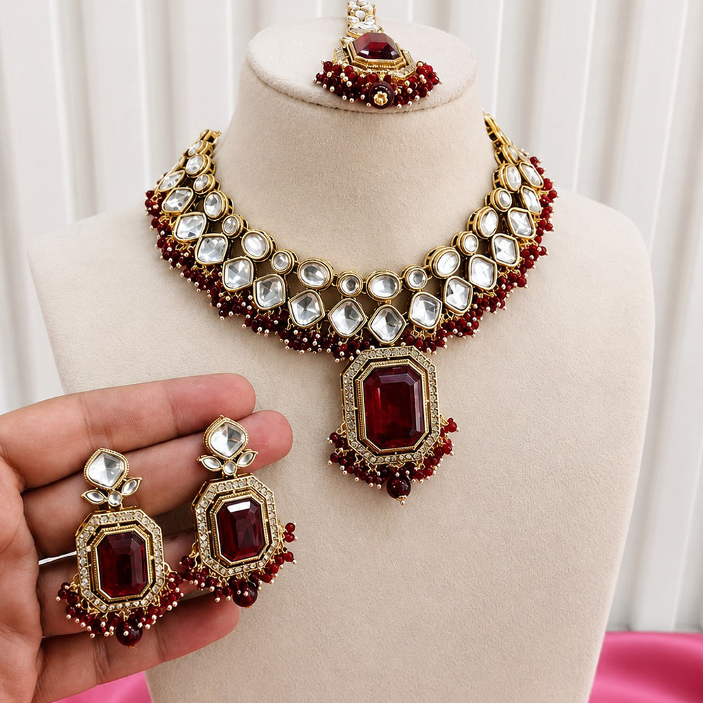 Charbhuja Art Heritage Pota Stone And Kundan Stone Beads Necklace Set