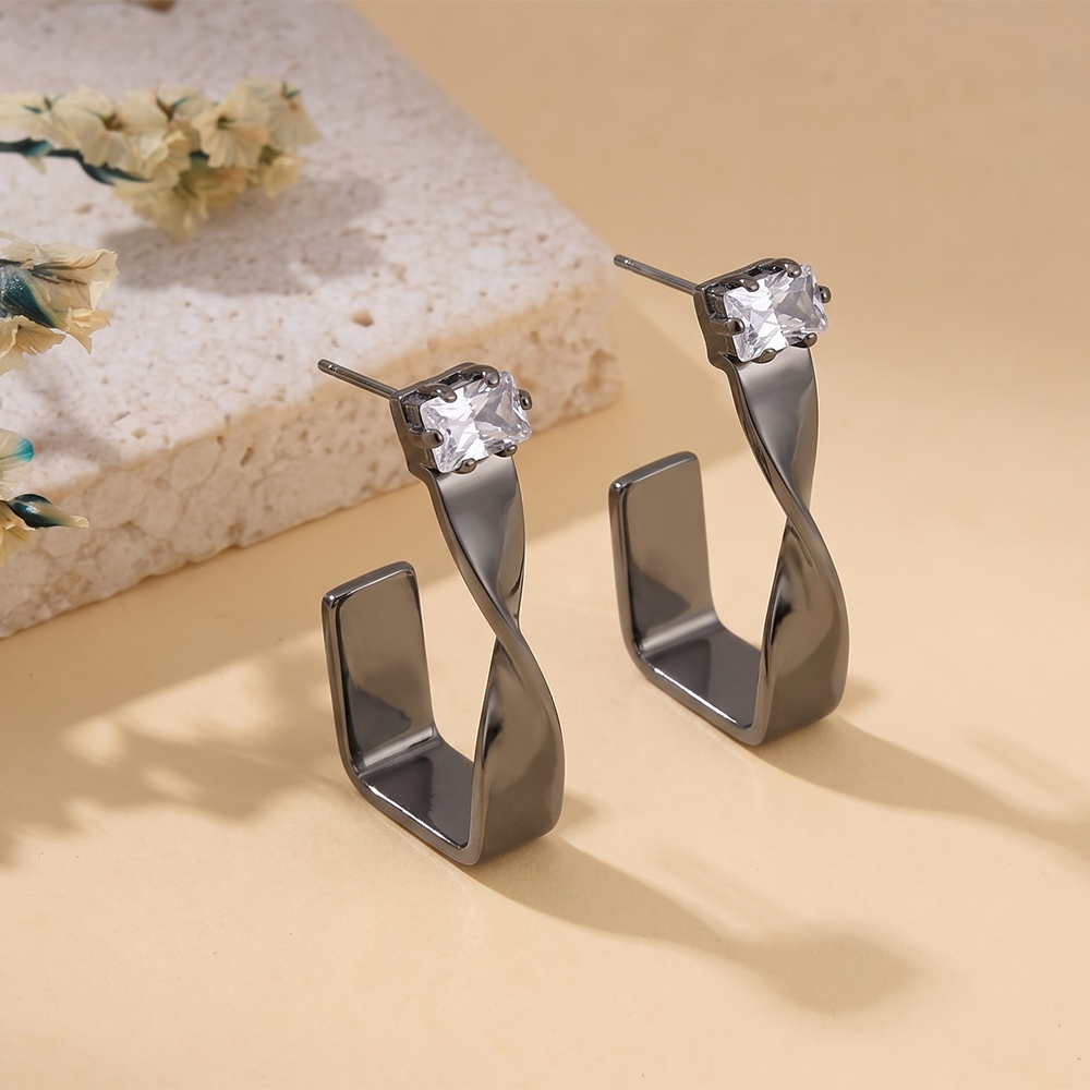 Urthn Black Plated Austrian Stone Twisted Shape Earrings (Pack of 6)